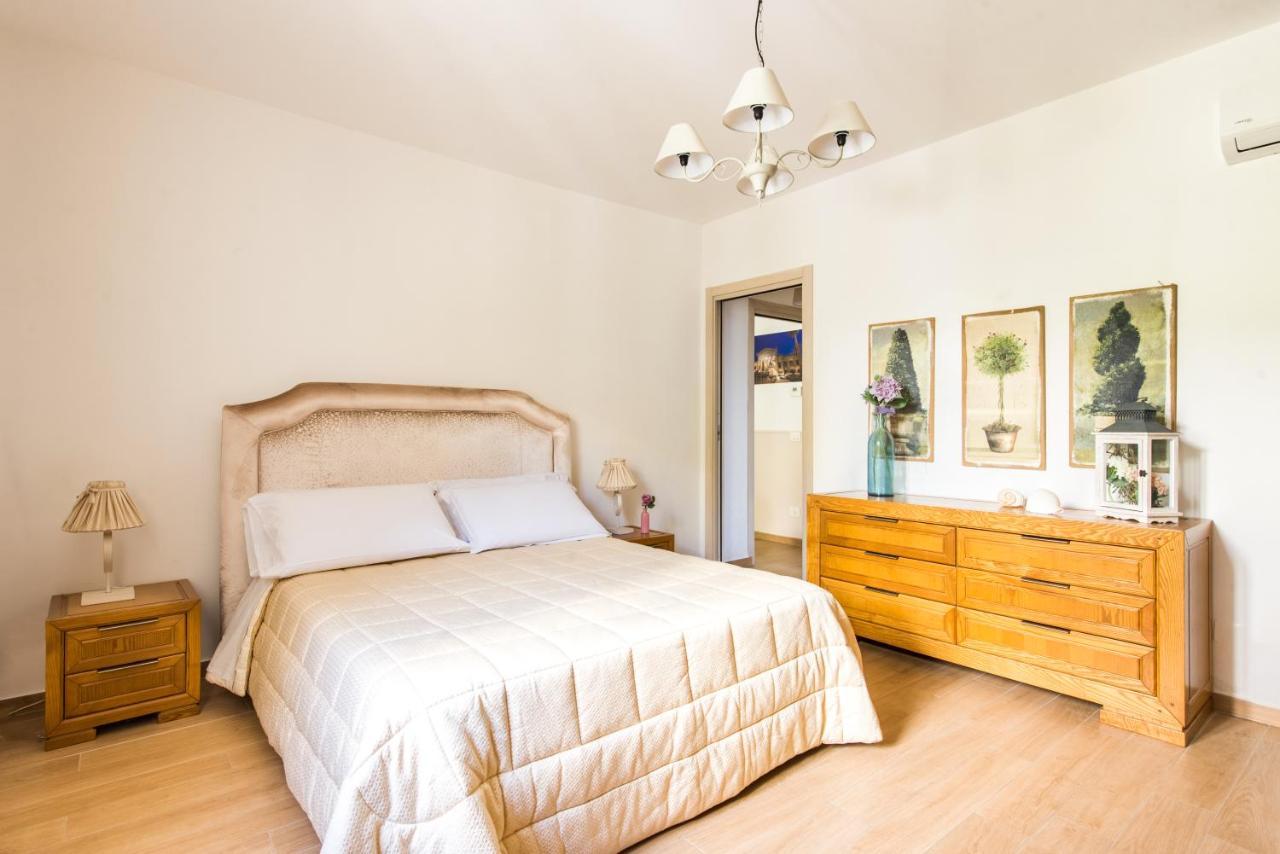 Villa Cinzia-150 Mt From The Beach Mondello Luaran gambar