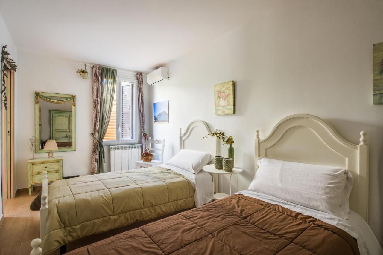 Villa Cinzia-150 Mt From The Beach Mondello Luaran gambar