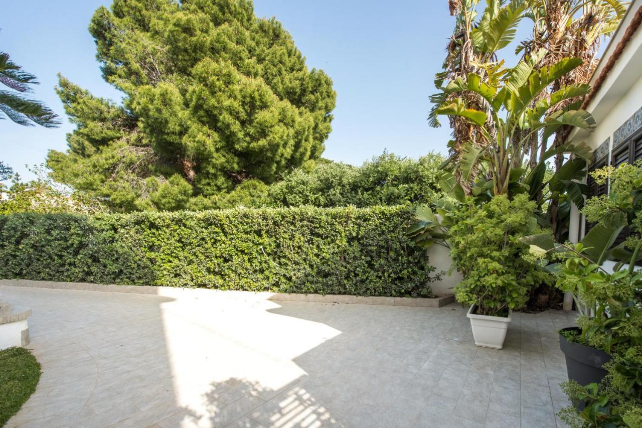 Villa Cinzia-150 Mt From The Beach Mondello Luaran gambar
