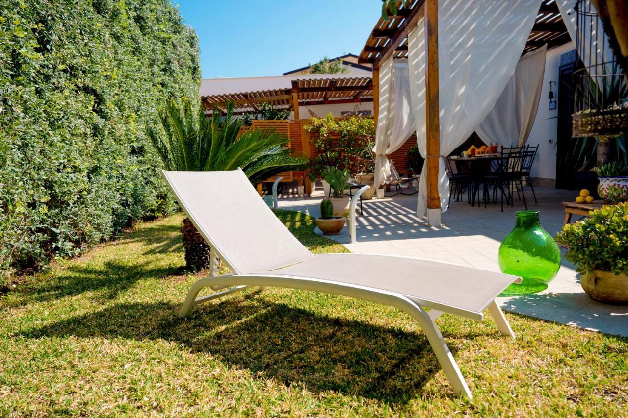 Villa Cinzia-150 Mt From The Beach Mondello Luaran gambar